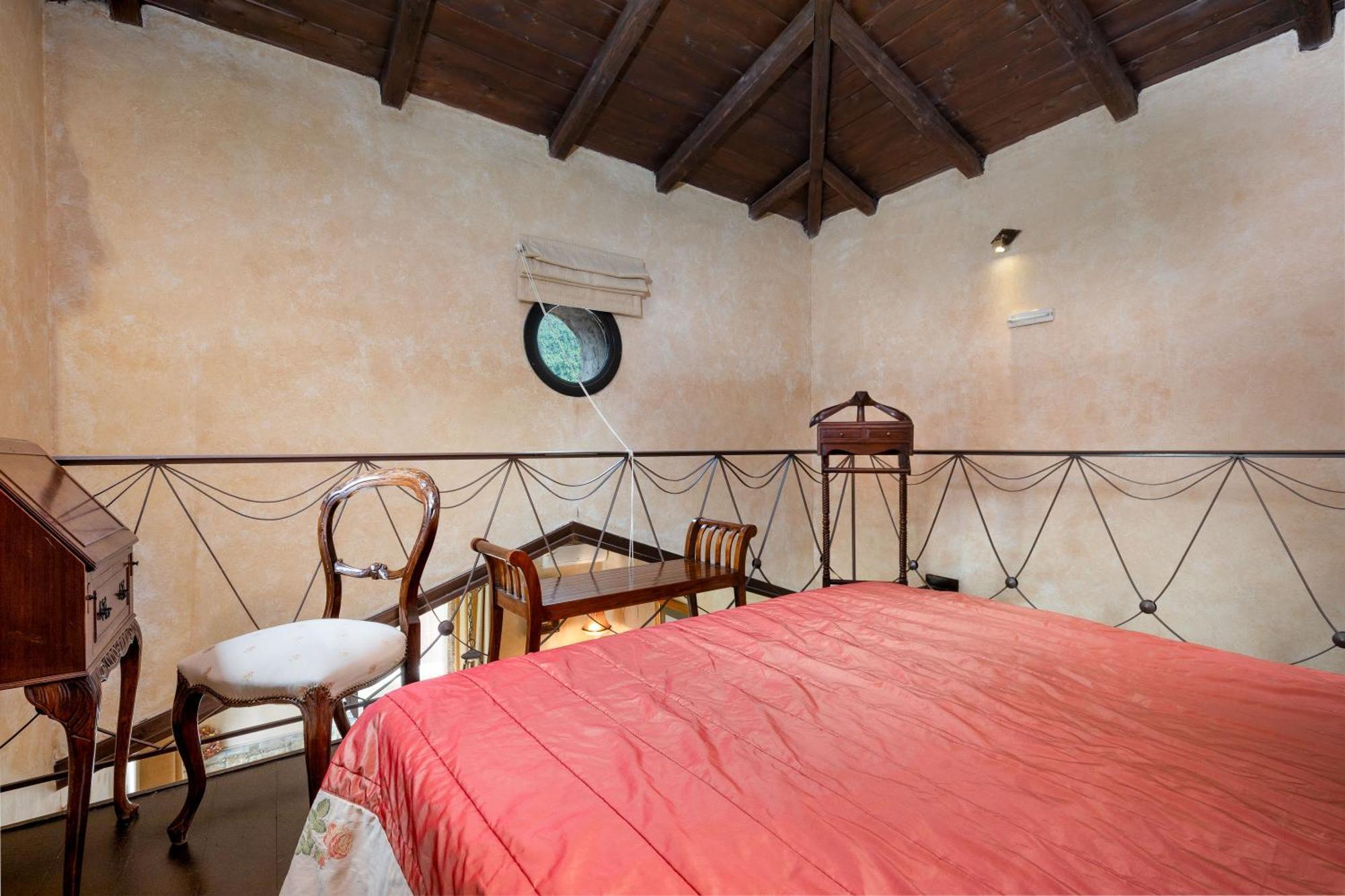 Ostra Menalon Luxury Suites Kardharás Habitación foto